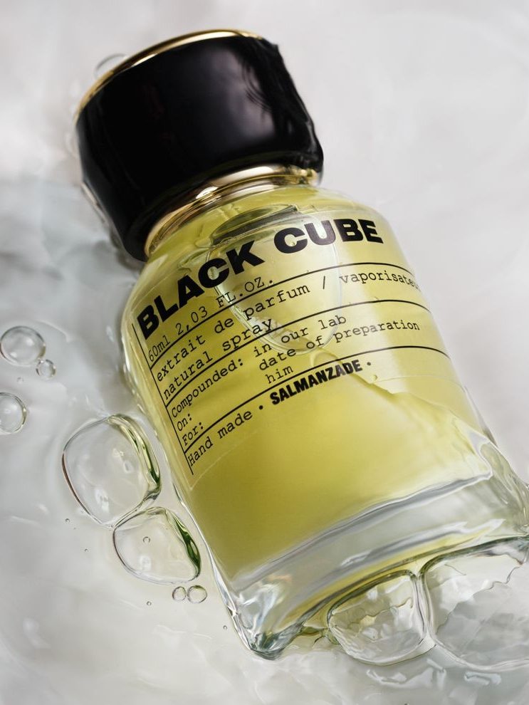 BLACK CUBE